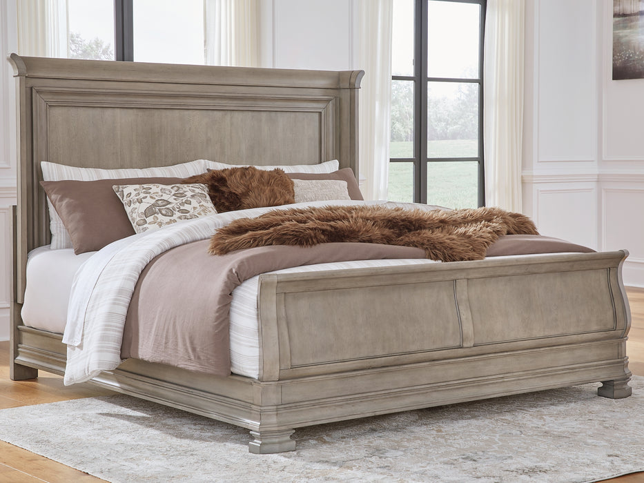 Lexorne  Sleigh Bed