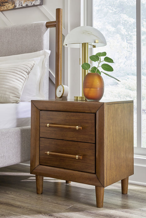 Lyncott King Upholstered Bed with Mirrored Dresser and Nightstand