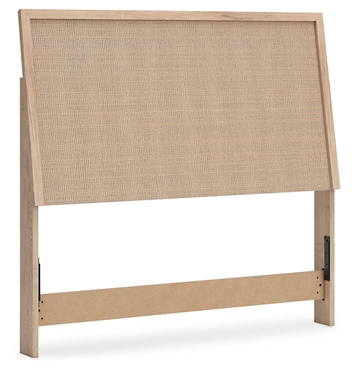 Cielden Full Panel Headboard with Dresser and Nightstand